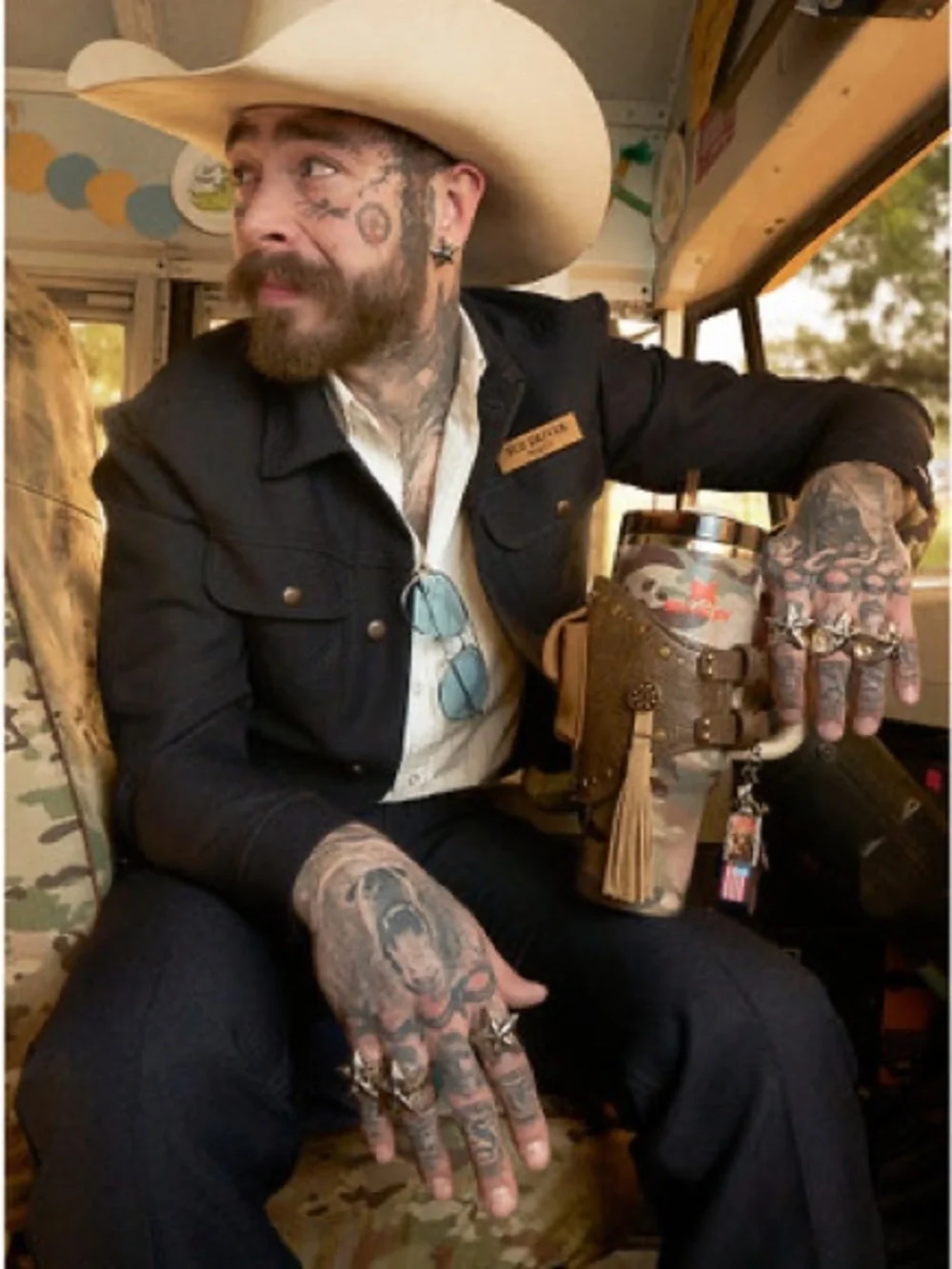 Stanley x Post Malone Brown Pouch Insulated Tumbler with Posty Co. Logo Charms - Picture 5 of 5